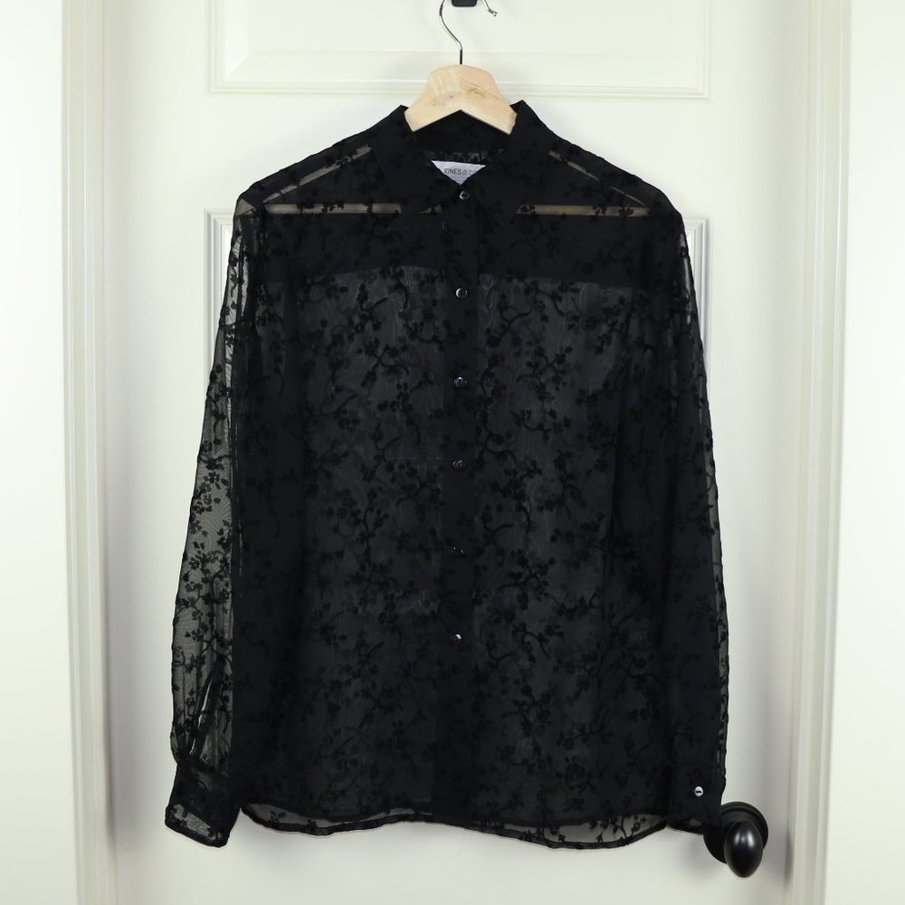 Elegant Jones & Co Blouse with Velvet Florals